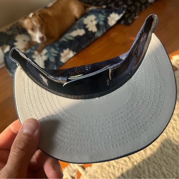 BRAND NEW SEAHAWKS NEWERA SNAPBACK - Picture 4 of 6